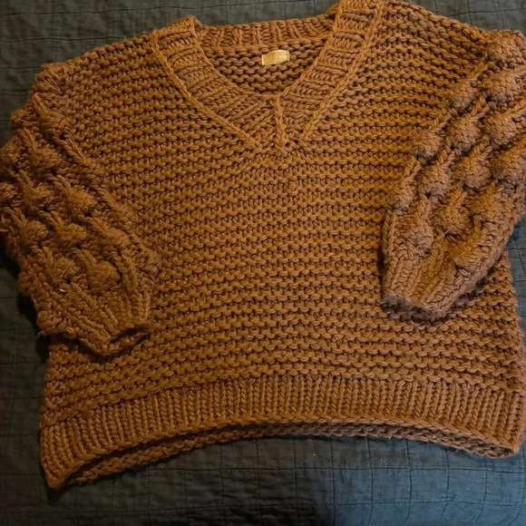 POL Chunky Oversize Slouchy‎ Pom Pom Sweater Medium - Picture 1 of 5